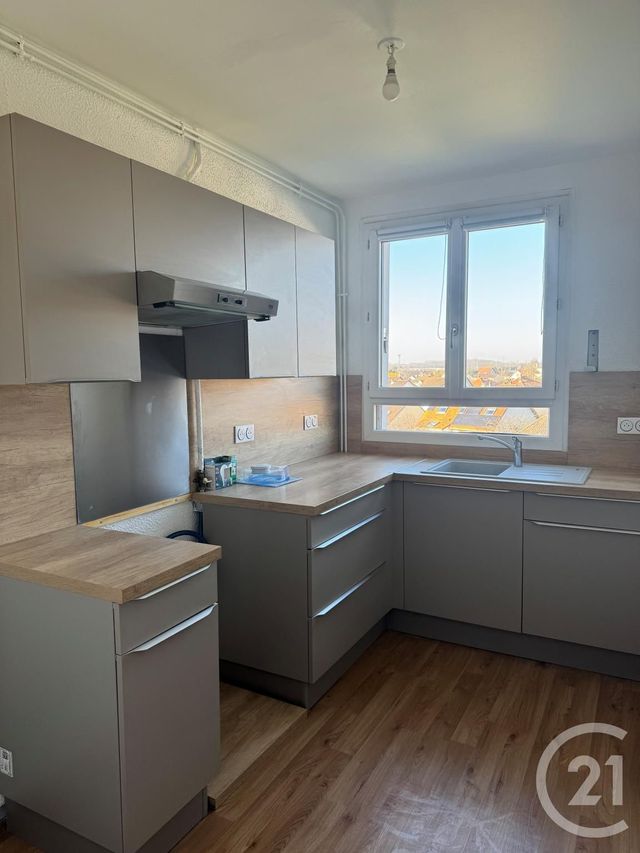 Appartement F2 à louer - 2 pièces - 45.0 m2 - BRETIGNY SUR ORGE - 91 - ILE-DE-FRANCE - Century 21 Capitole Immobilier